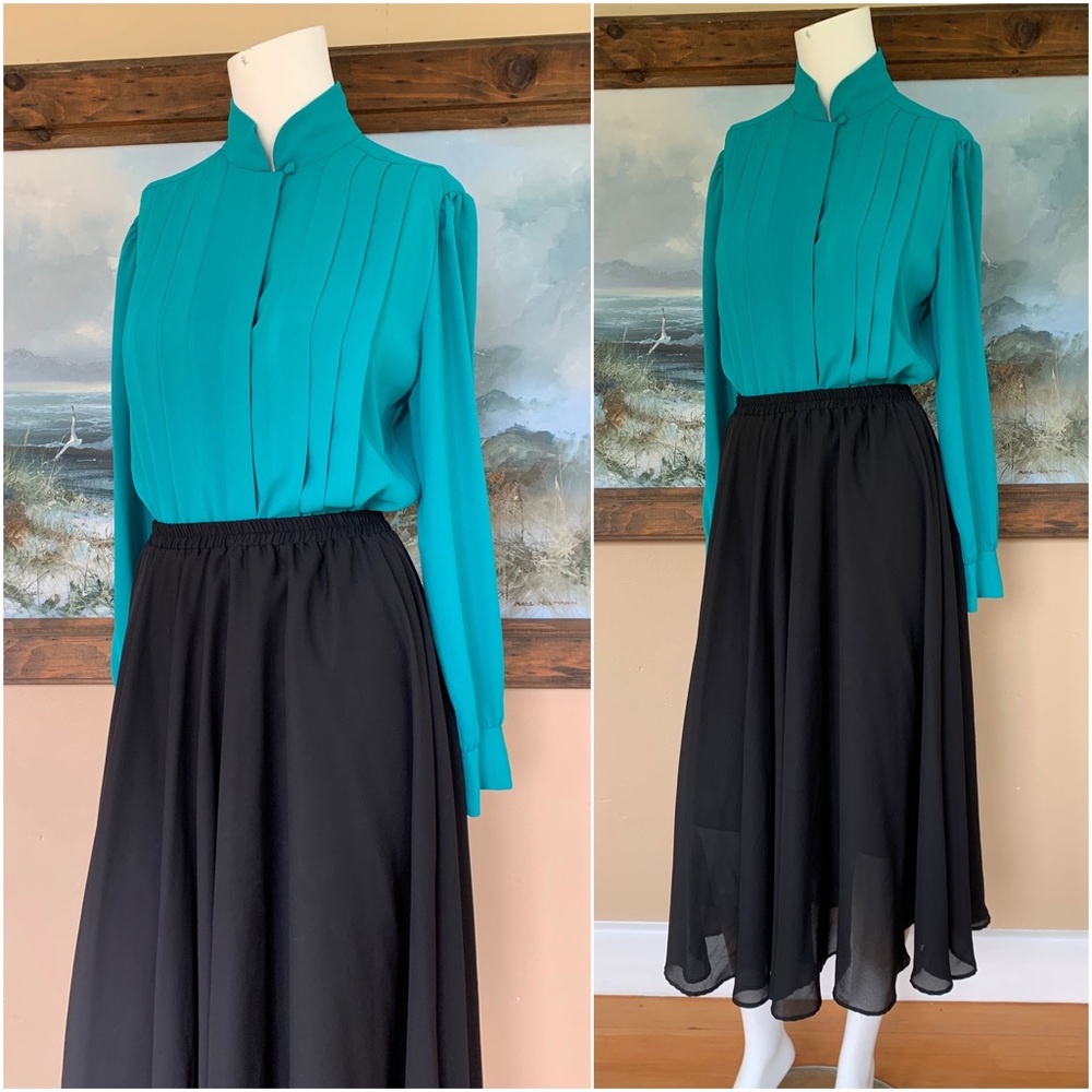 Vintage Turtleneck Blouse | Long Sleeve Button Front Mockneck Blouse
